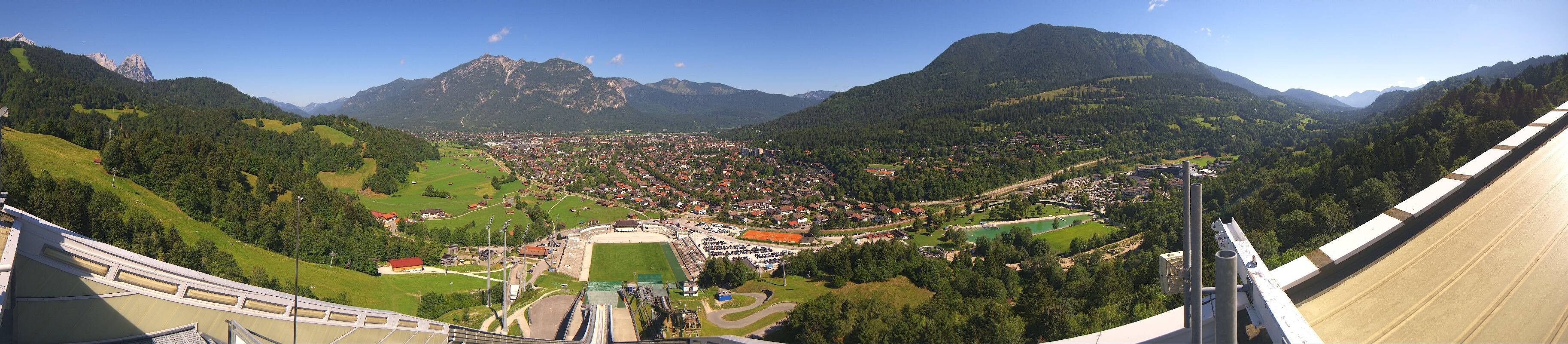 Archiv Foto Webcam Garmisch-Partenkirchen - Olympiaschanze