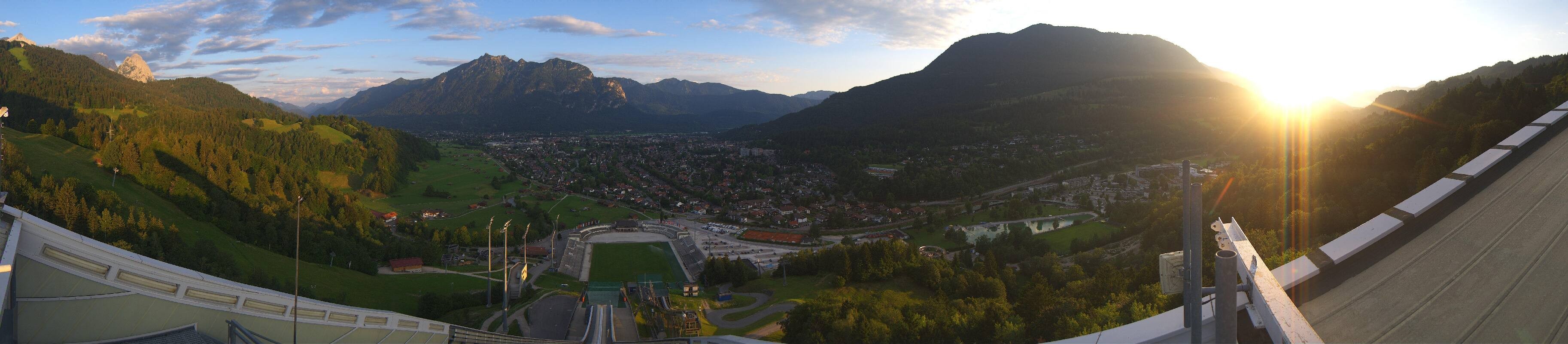 Archiv Foto Webcam Garmisch-Partenkirchen - Olympiaschanze