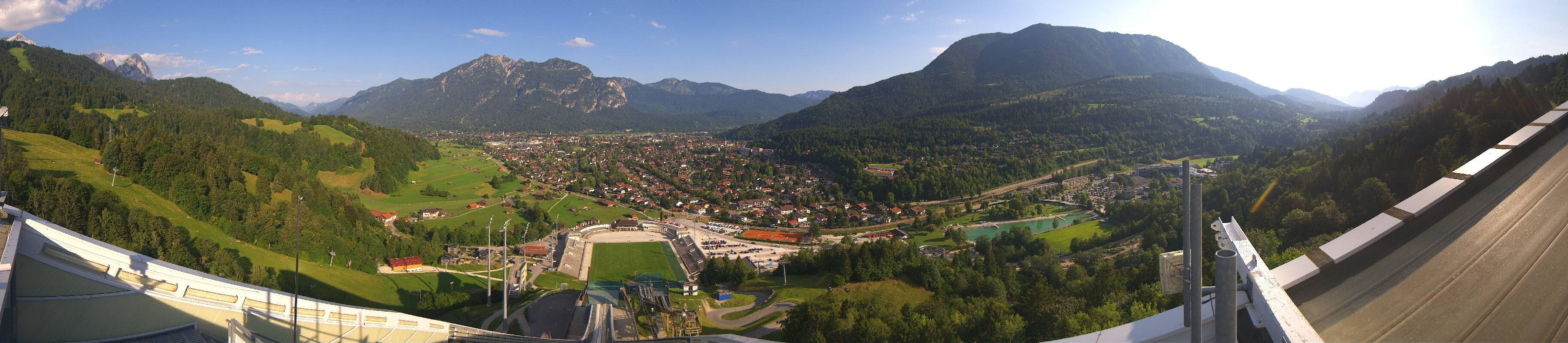 Archiv Foto Webcam Garmisch-Partenkirchen - Olympiaschanze