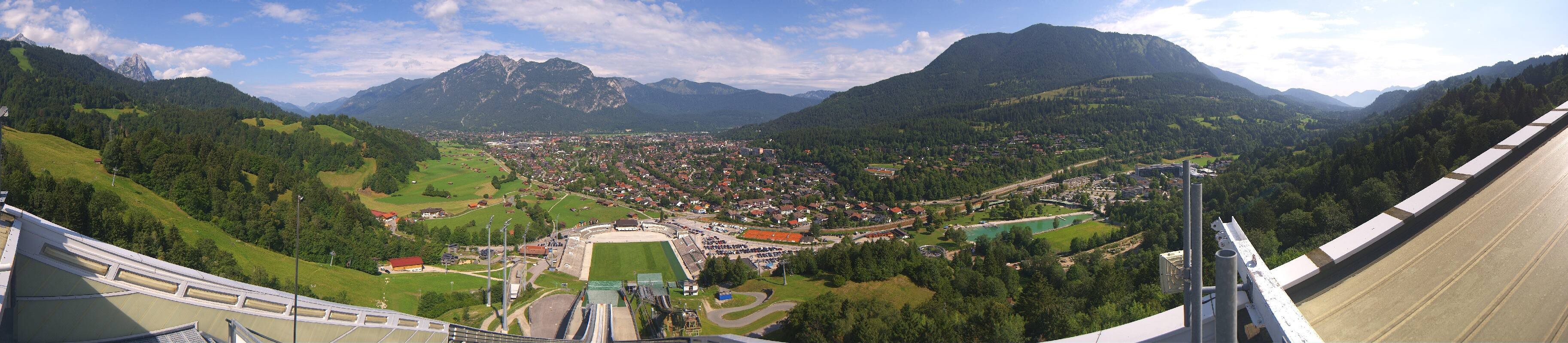 Archived image Webcam Garmisch-Partenkirchen Olympia Hill