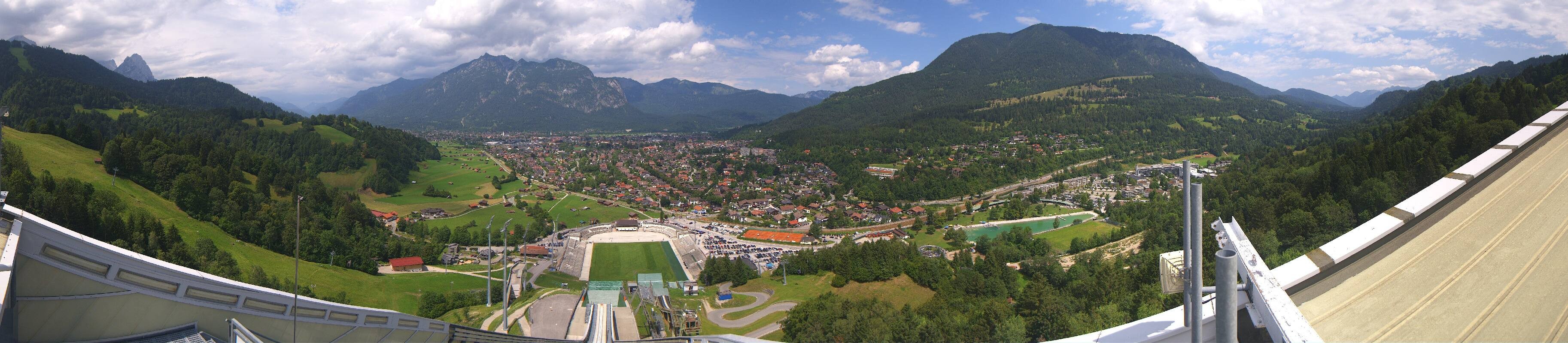 Archived image Webcam Garmisch-Partenkirchen Olympia Hill