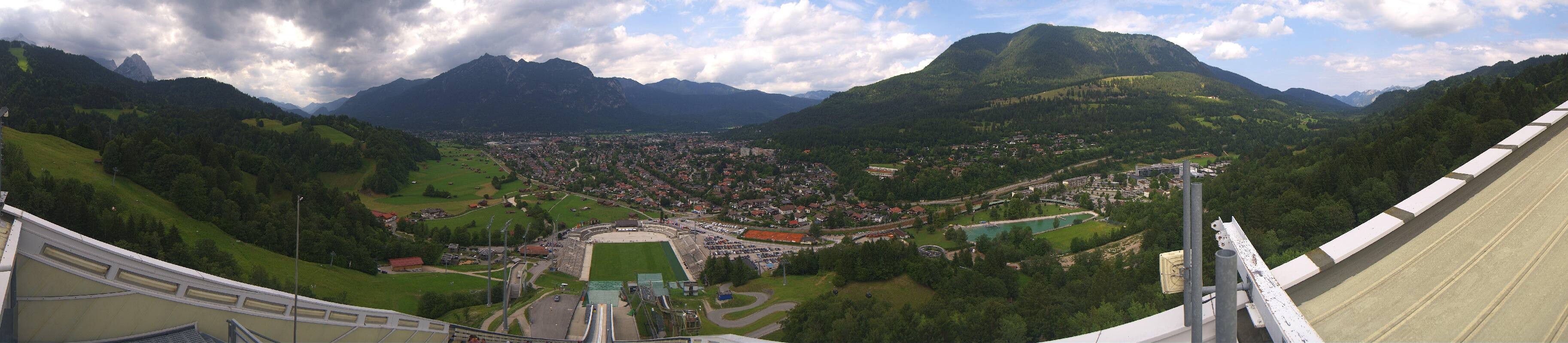 Archived image Webcam Garmisch-Partenkirchen Olympia Hill