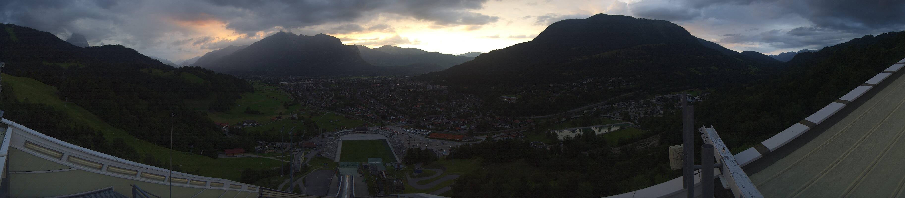 Archiv Foto Webcam Garmisch-Partenkirchen - Olympiaschanze