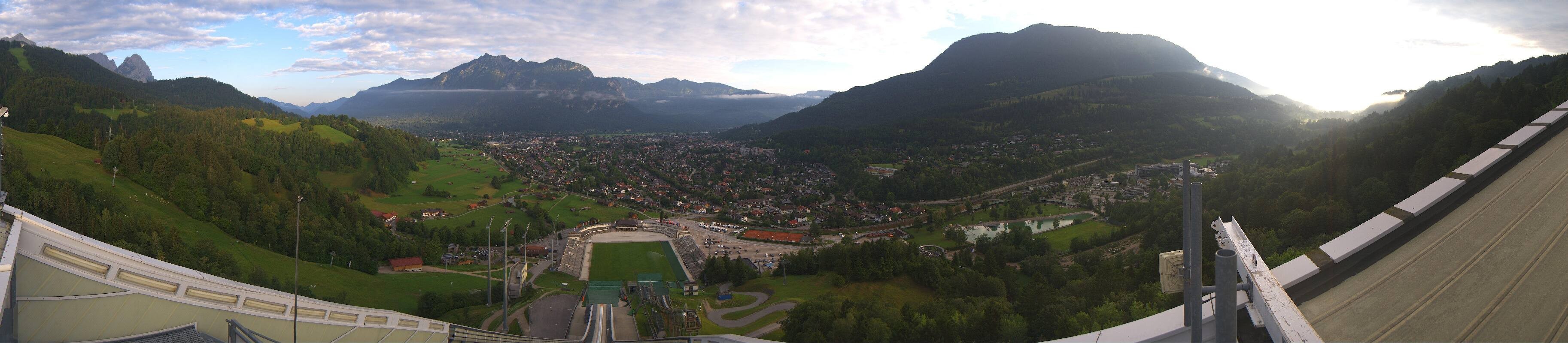Archiv Foto Webcam Garmisch-Partenkirchen - Olympiaschanze