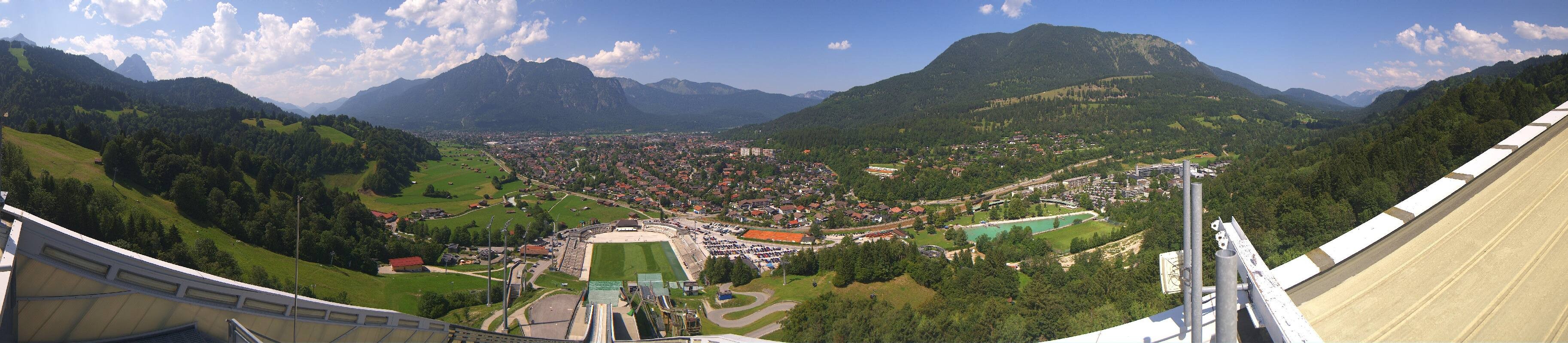 Archiv Foto Webcam Garmisch-Partenkirchen - Olympiaschanze