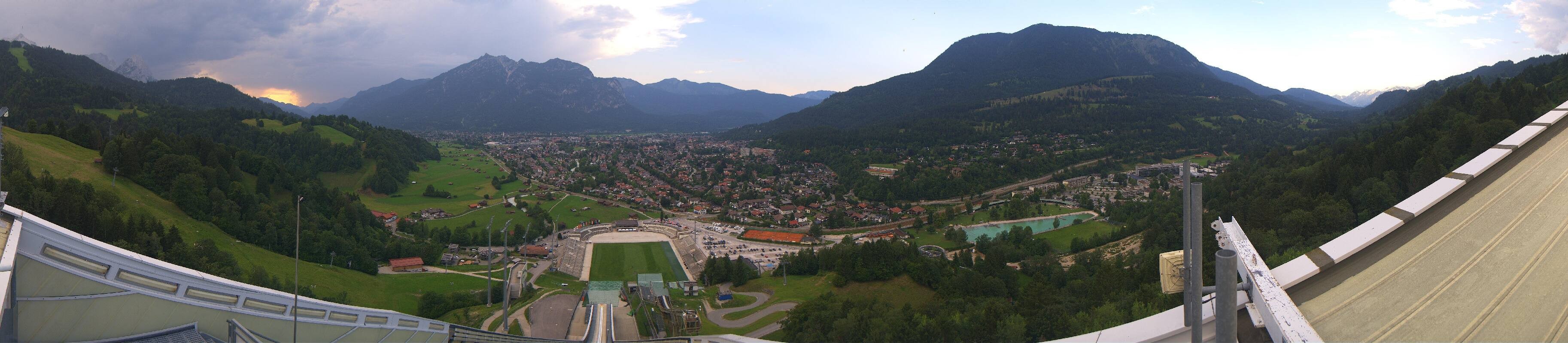 Archiv Foto Webcam Garmisch-Partenkirchen - Olympiaschanze