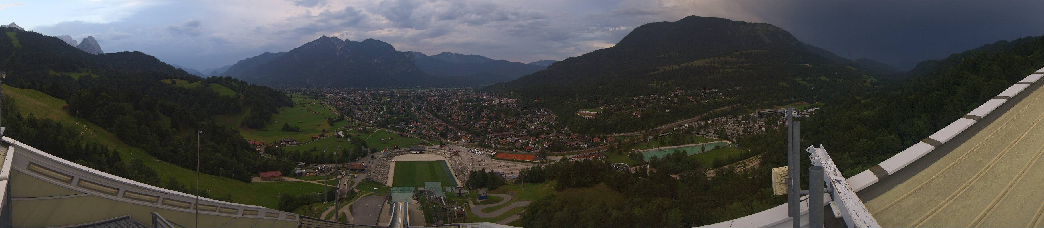 Archiv Foto Webcam Garmisch-Partenkirchen - Olympiaschanze