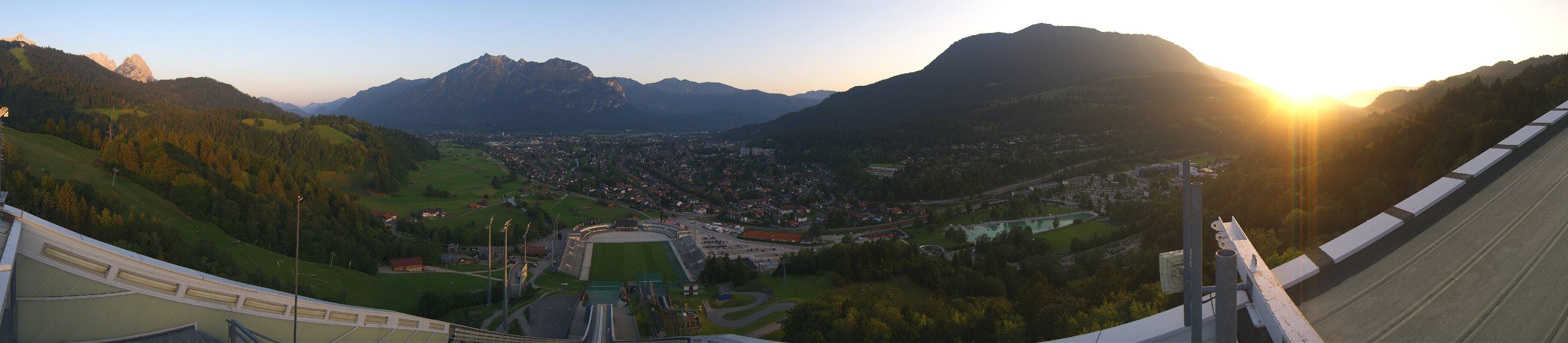 Archiv Foto Webcam Garmisch-Partenkirchen - Olympiaschanze