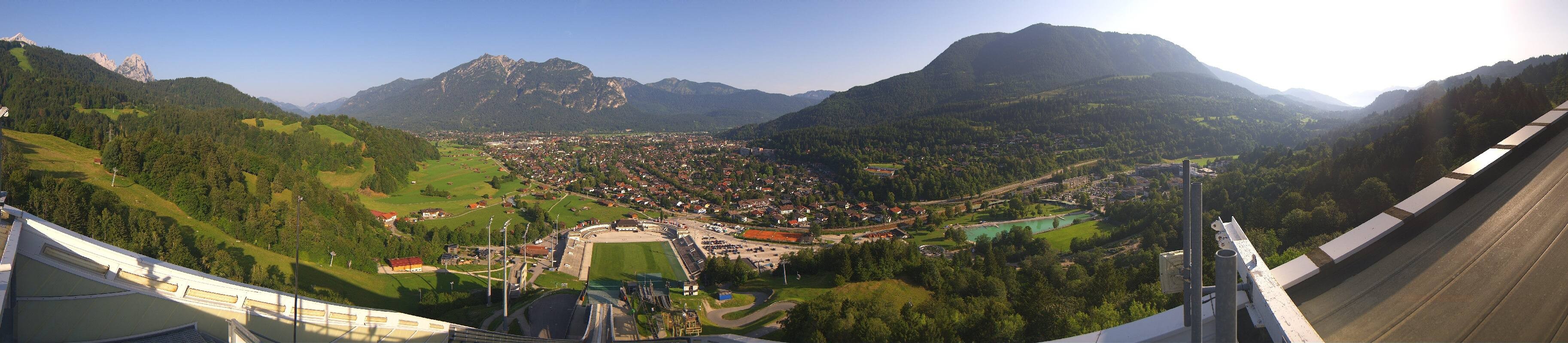 Archiv Foto Webcam Garmisch-Partenkirchen - Olympiaschanze