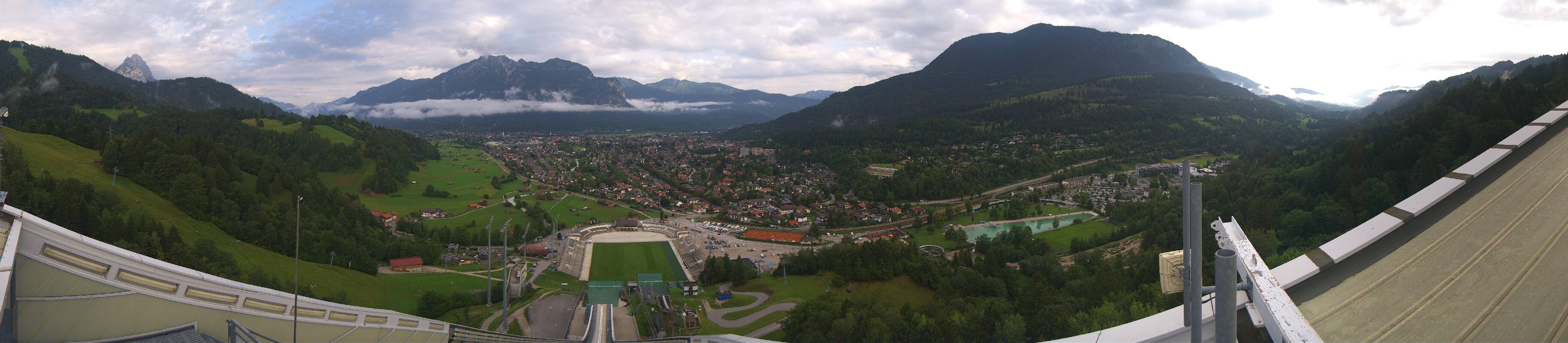 Archived image Webcam Garmisch-Partenkirchen Olympia Hill