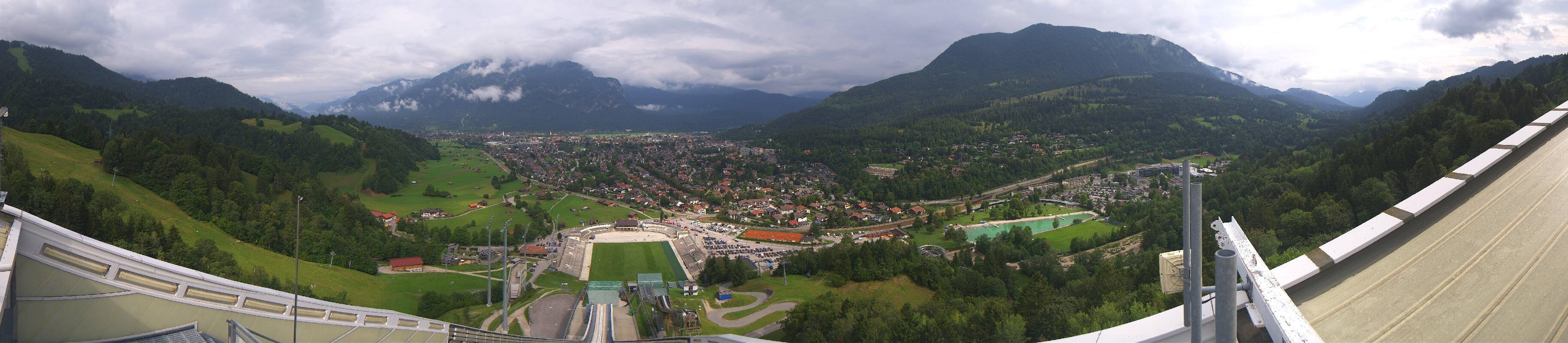 Archived image Webcam Garmisch-Partenkirchen Olympia Hill