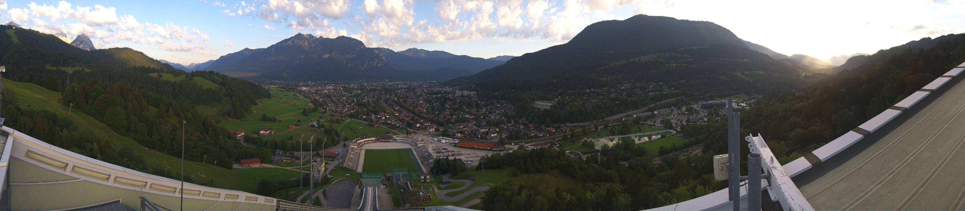 Archived image Webcam Garmisch-Partenkirchen Olympia Hill