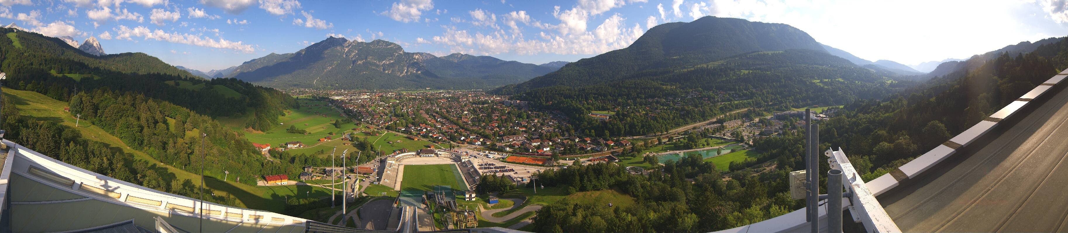 Archived image Webcam Garmisch-Partenkirchen Olympia Hill