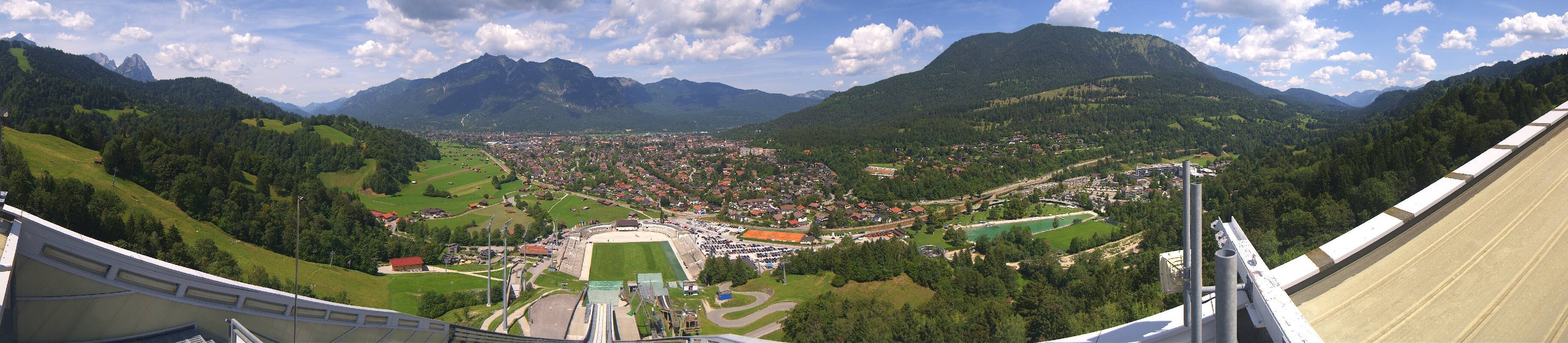 Archived image Webcam Garmisch-Partenkirchen Olympia Hill