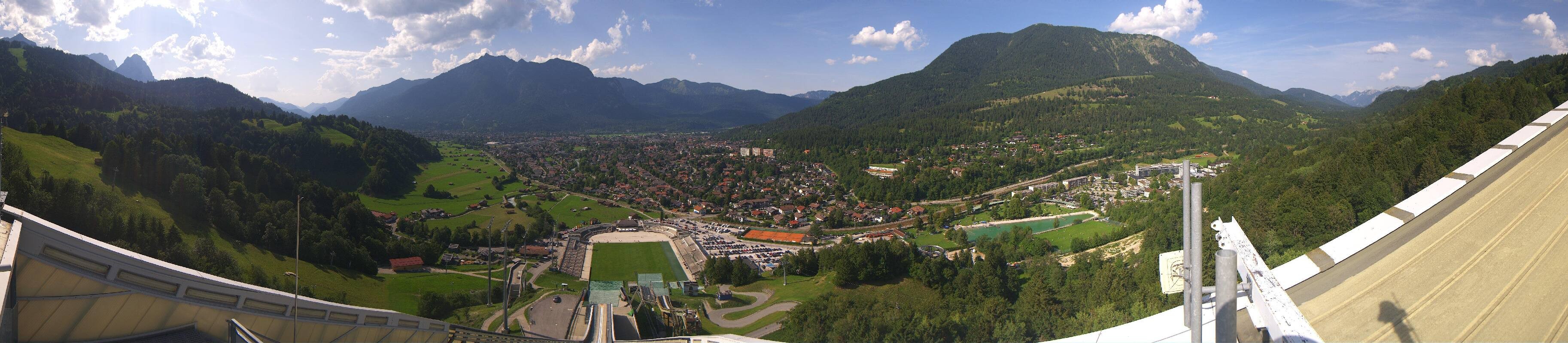 Archived image Webcam Garmisch-Partenkirchen Olympia Hill