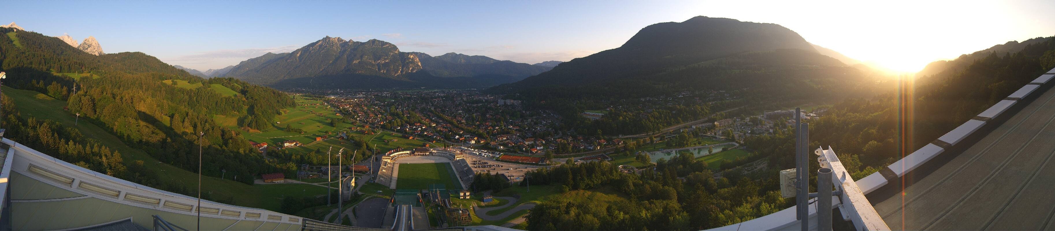 Archiv Foto Webcam Garmisch-Partenkirchen - Olympiaschanze