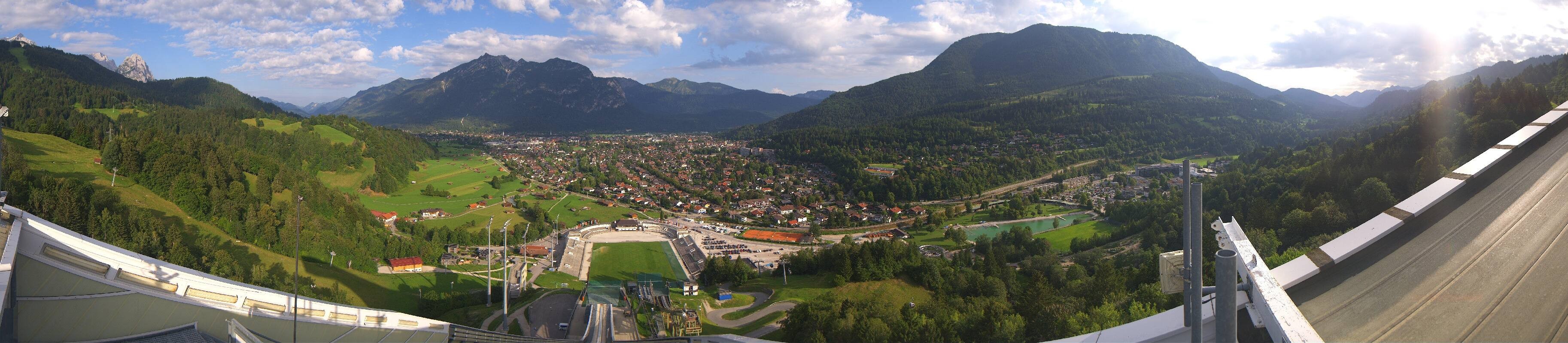 Archiv Foto Webcam Garmisch-Partenkirchen - Olympiaschanze