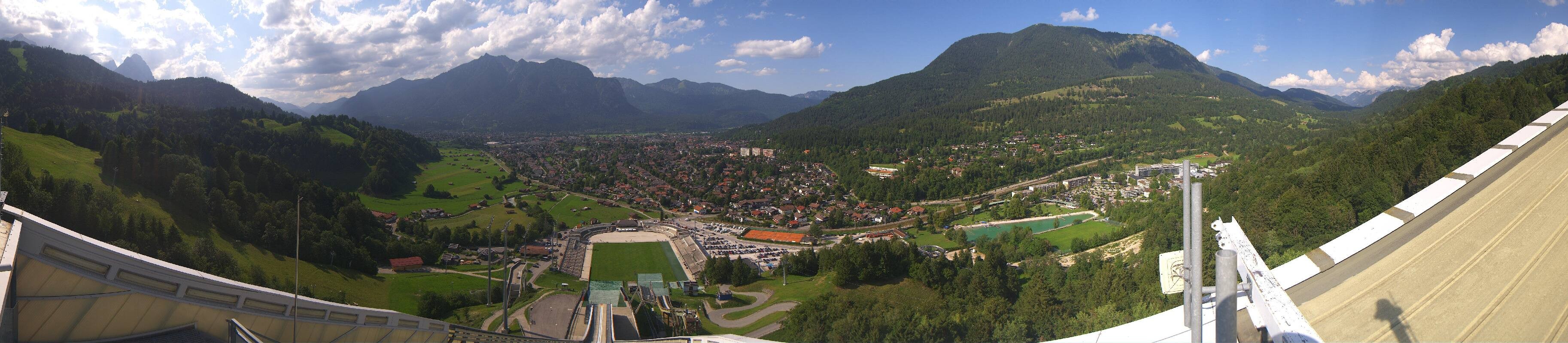 Archiv Foto Webcam Garmisch-Partenkirchen - Olympiaschanze