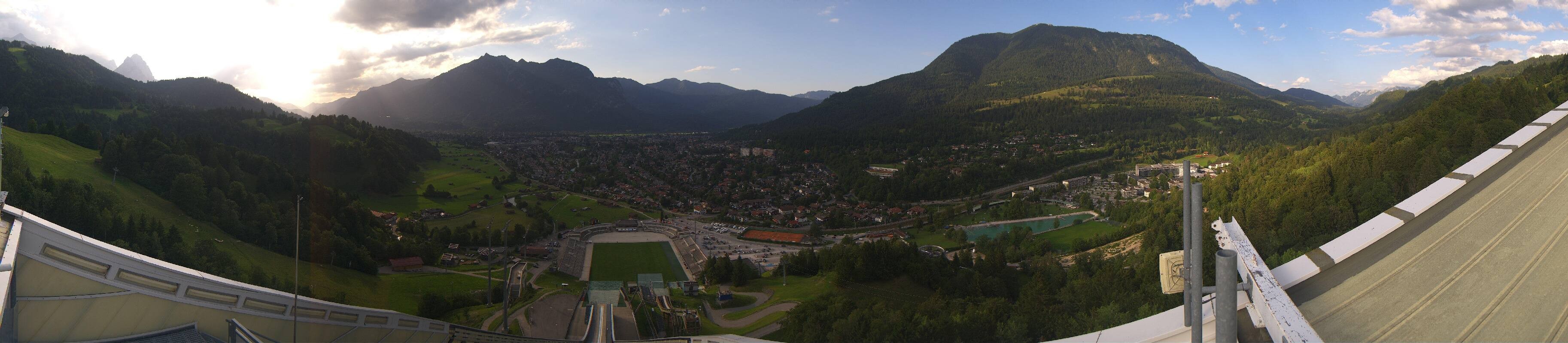 Archiv Foto Webcam Garmisch-Partenkirchen - Olympiaschanze