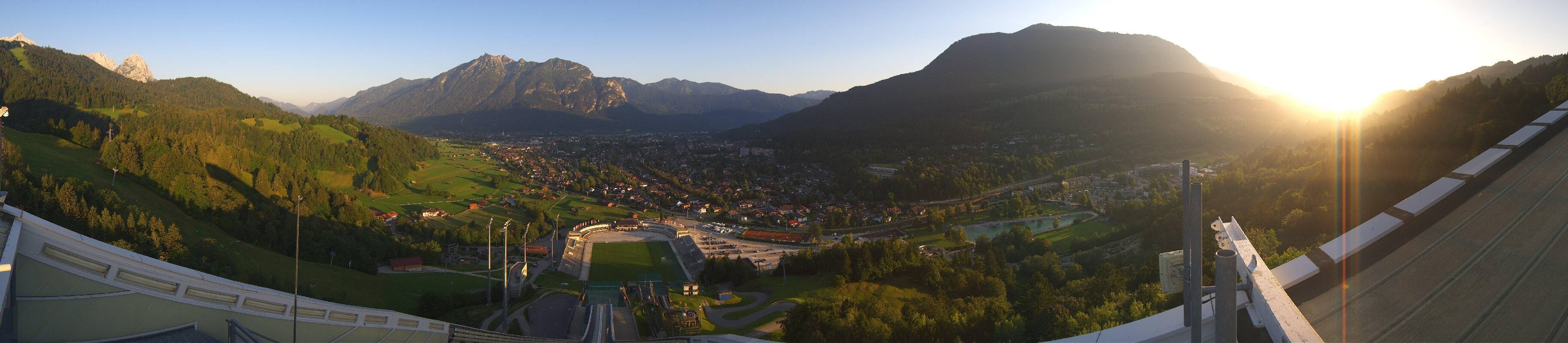 Archiv Foto Webcam Garmisch-Partenkirchen - Olympiaschanze