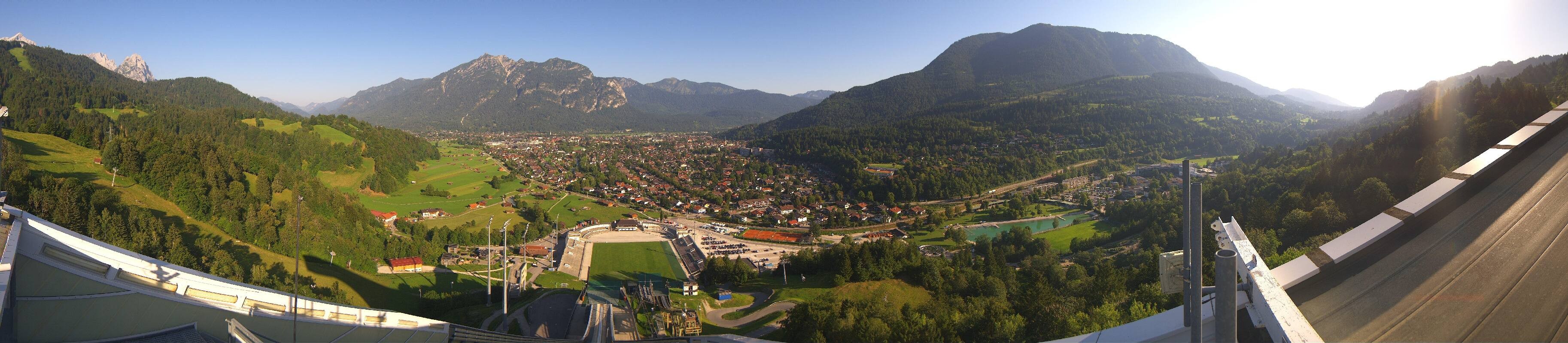 Archiv Foto Webcam Garmisch-Partenkirchen - Olympiaschanze