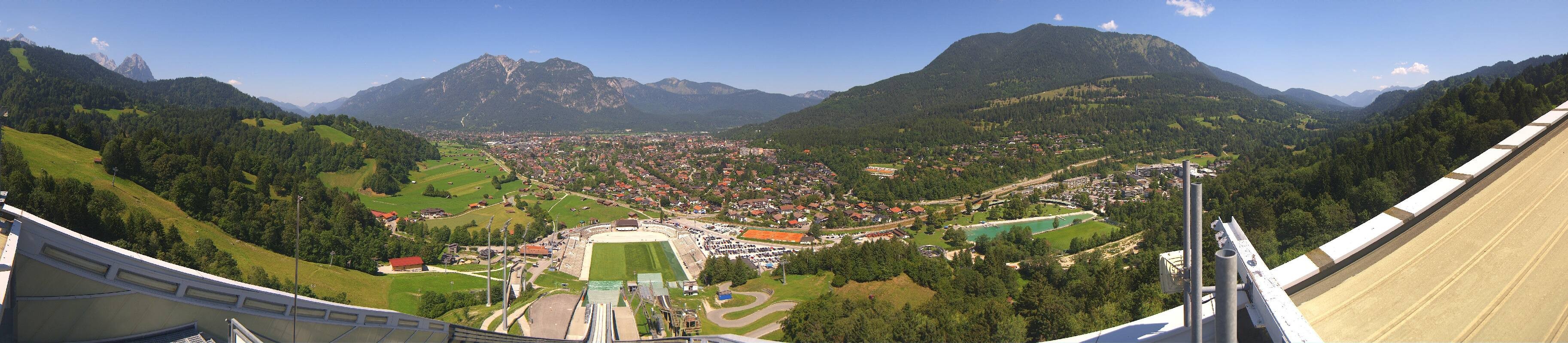 Archiv Foto Webcam Garmisch-Partenkirchen - Olympiaschanze
