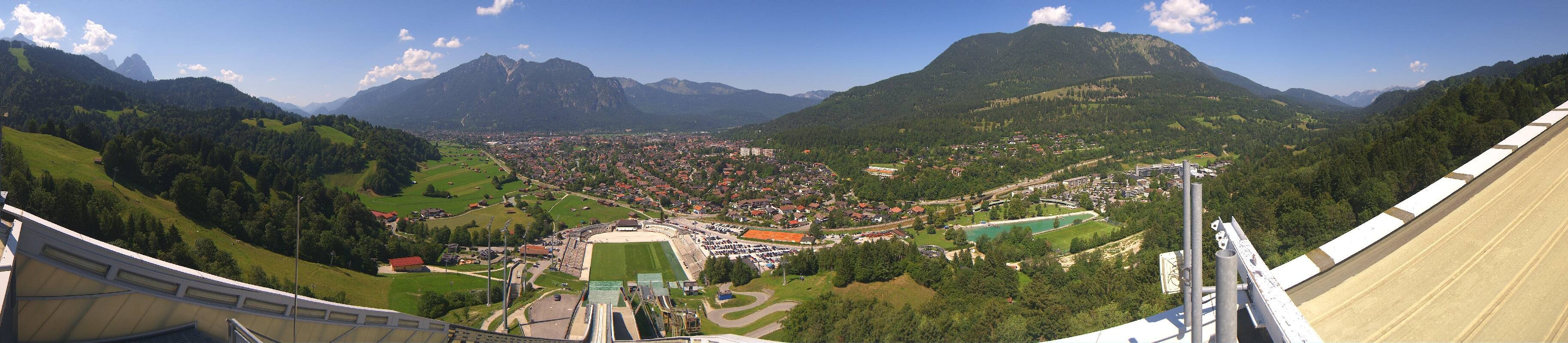 Archiv Foto Webcam Garmisch-Partenkirchen - Olympiaschanze