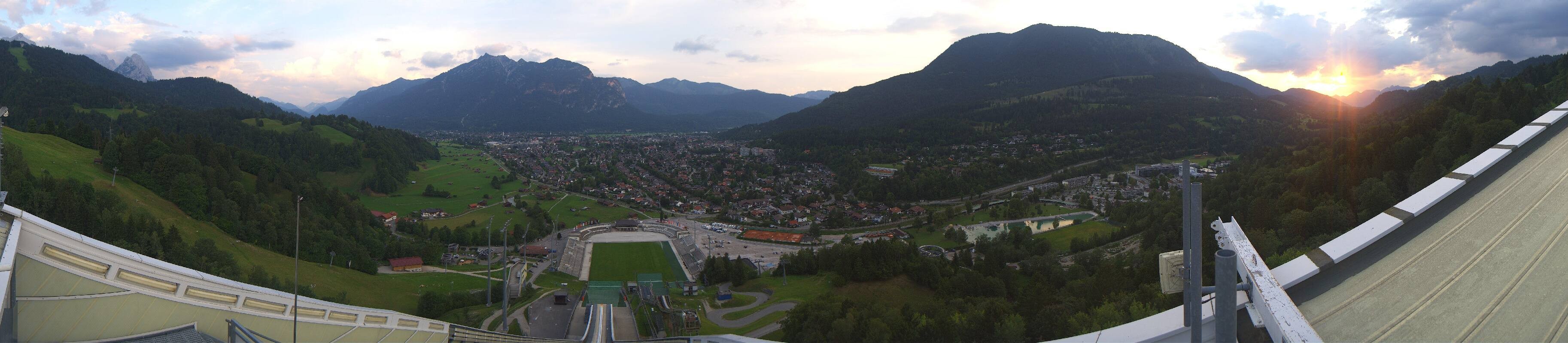 Archiv Foto Webcam Garmisch-Partenkirchen - Olympiaschanze