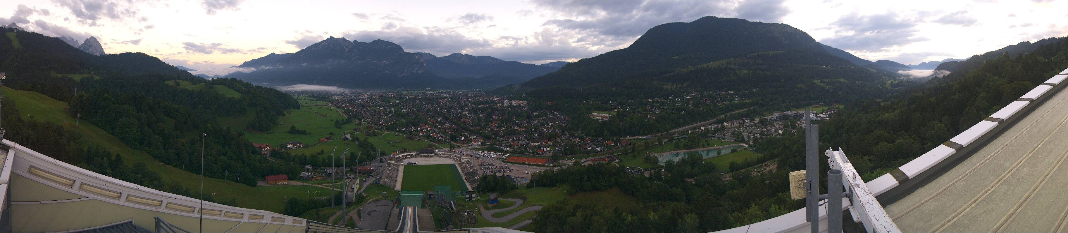 Archiv Foto Webcam Garmisch-Partenkirchen - Olympiaschanze