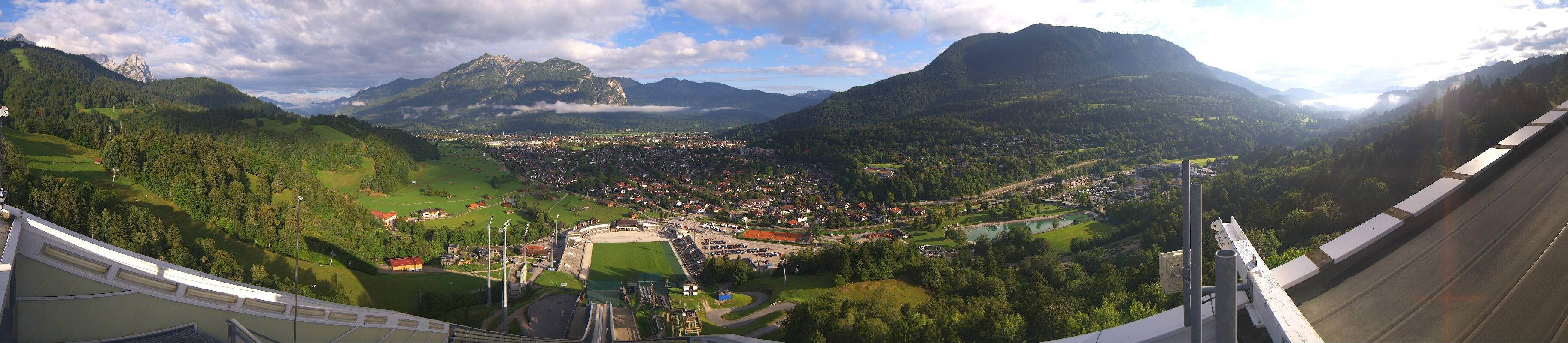 Archiv Foto Webcam Garmisch-Partenkirchen - Olympiaschanze