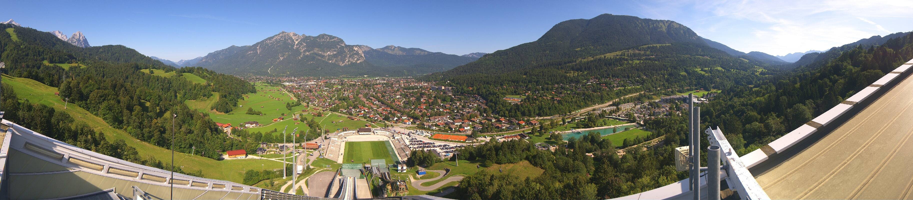 Archiv Foto Webcam Garmisch-Partenkirchen - Olympiaschanze