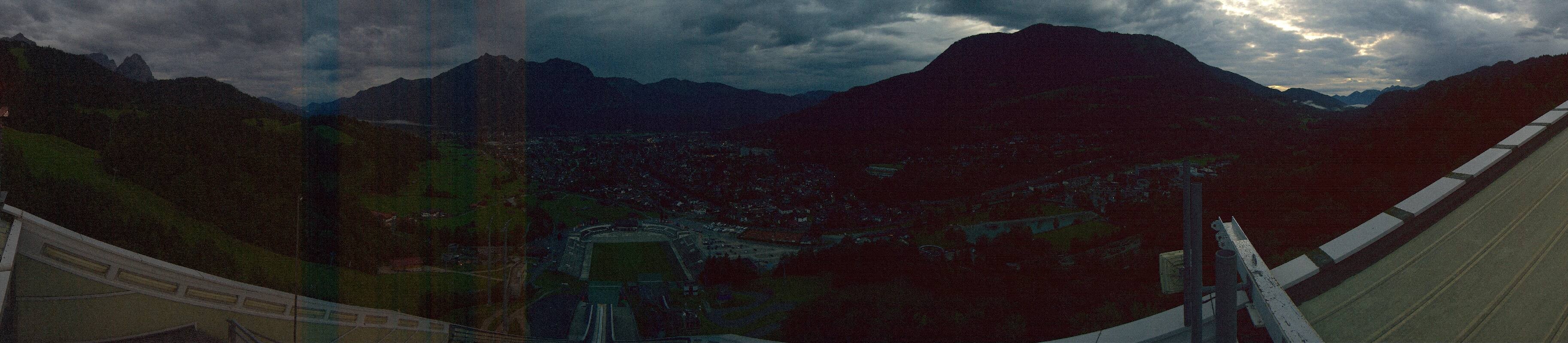 Archiv Foto Webcam Garmisch-Partenkirchen - Olympiaschanze