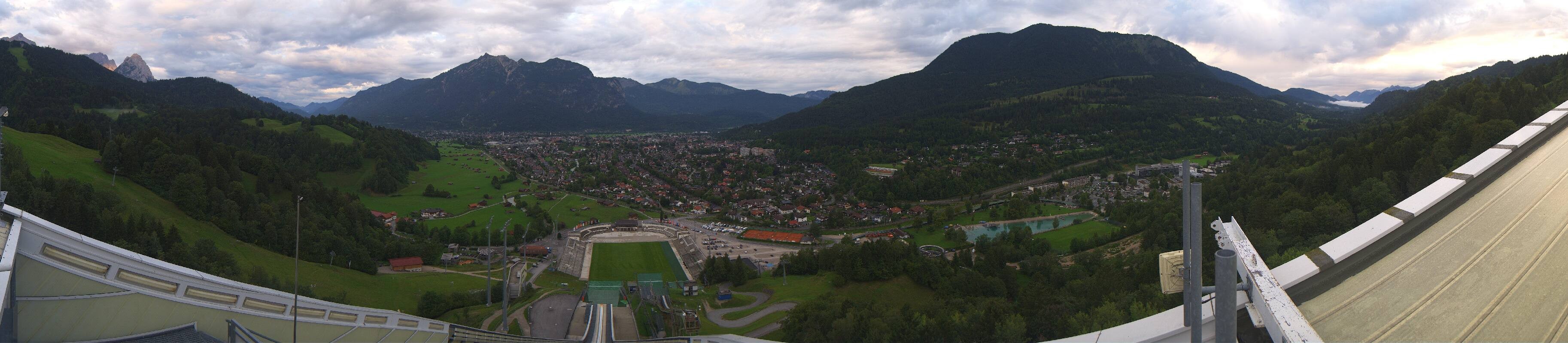 Archiv Foto Webcam Garmisch-Partenkirchen - Olympiaschanze