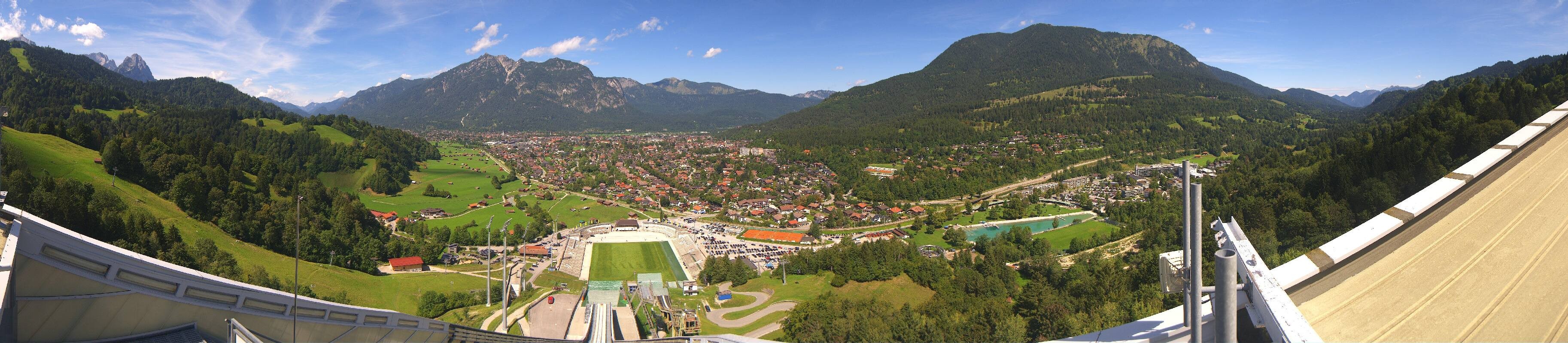 Archiv Foto Webcam Garmisch-Partenkirchen - Olympiaschanze