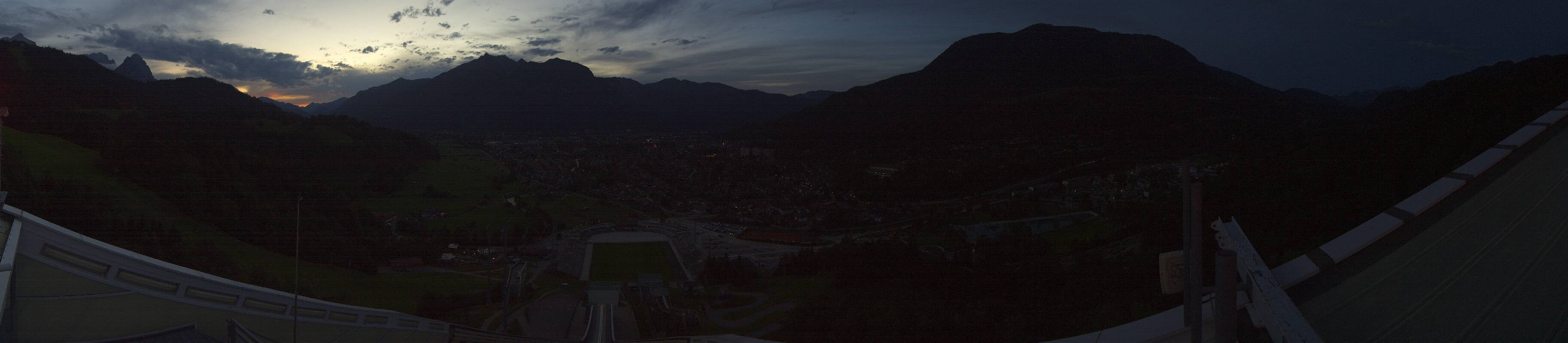 Archived image Webcam Garmisch-Partenkirchen Olympia Hill