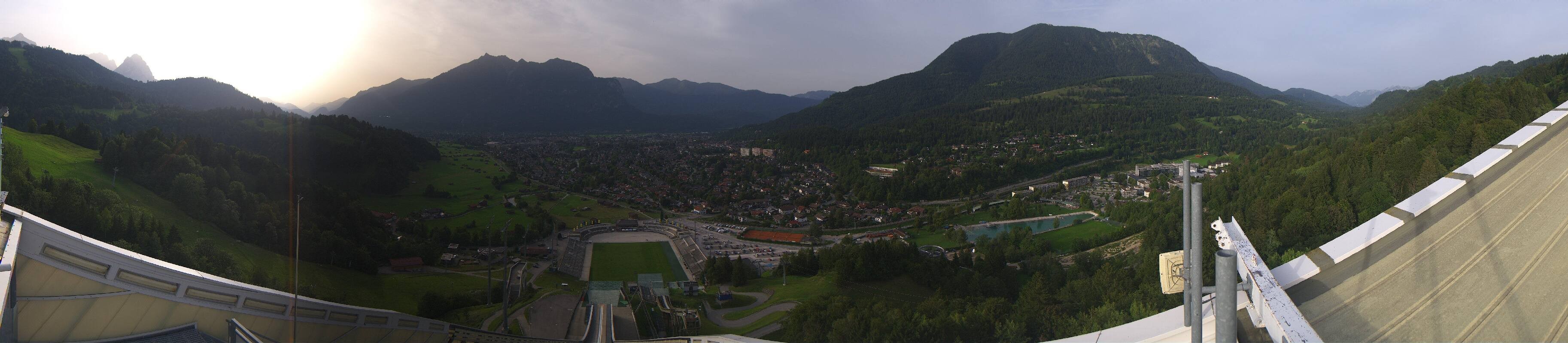 Archiv Foto Webcam Garmisch-Partenkirchen - Olympiaschanze