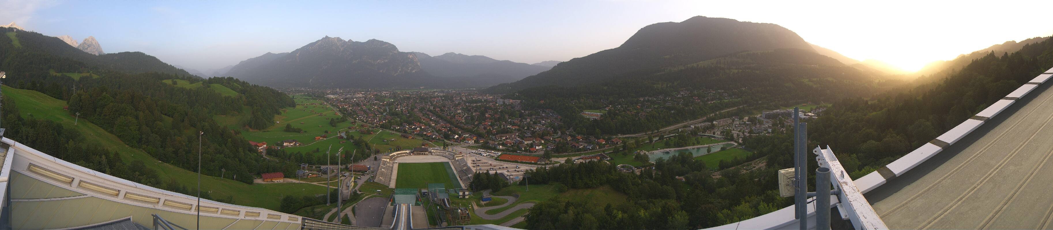 Archiv Foto Webcam Garmisch-Partenkirchen - Olympiaschanze