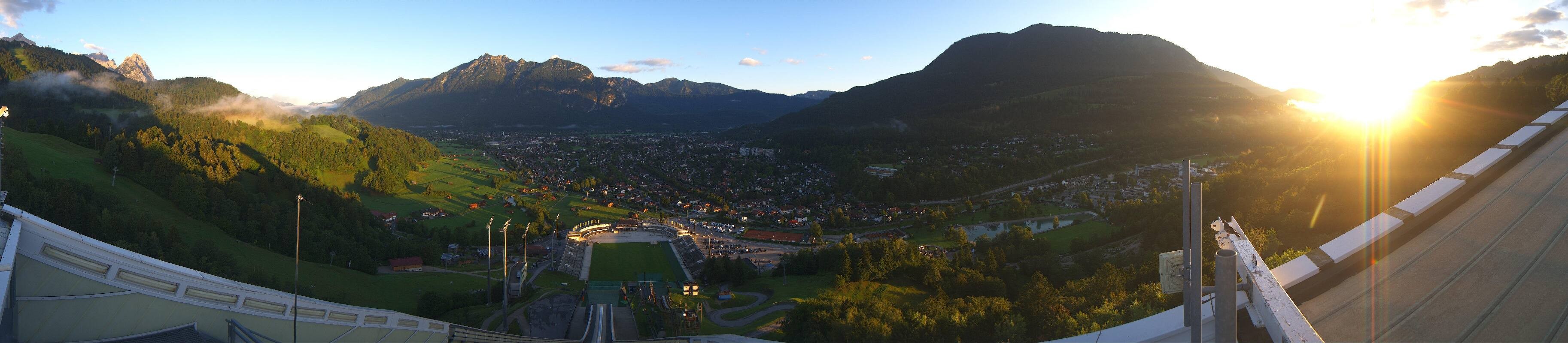 Archiv Foto Webcam Garmisch-Partenkirchen - Olympiaschanze