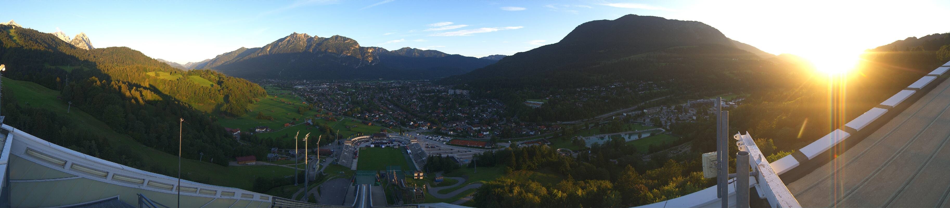 Archived image Webcam Garmisch-Partenkirchen Olympia Hill