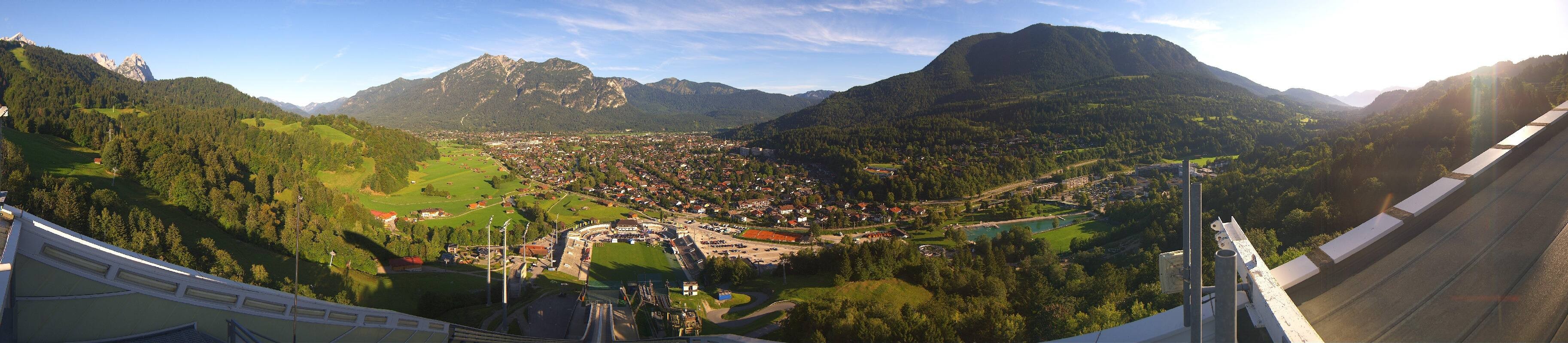 Archived image Webcam Garmisch-Partenkirchen Olympia Hill