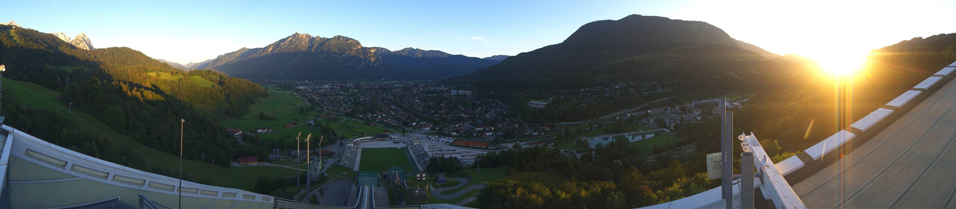 Archiv Foto Webcam Garmisch-Partenkirchen - Olympiaschanze