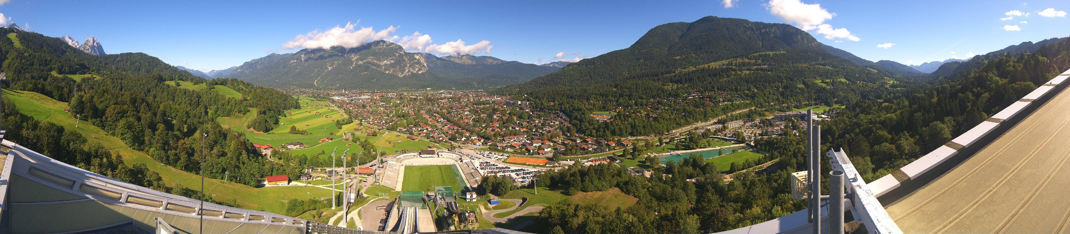 Archiv Foto Webcam Garmisch-Partenkirchen - Olympiaschanze