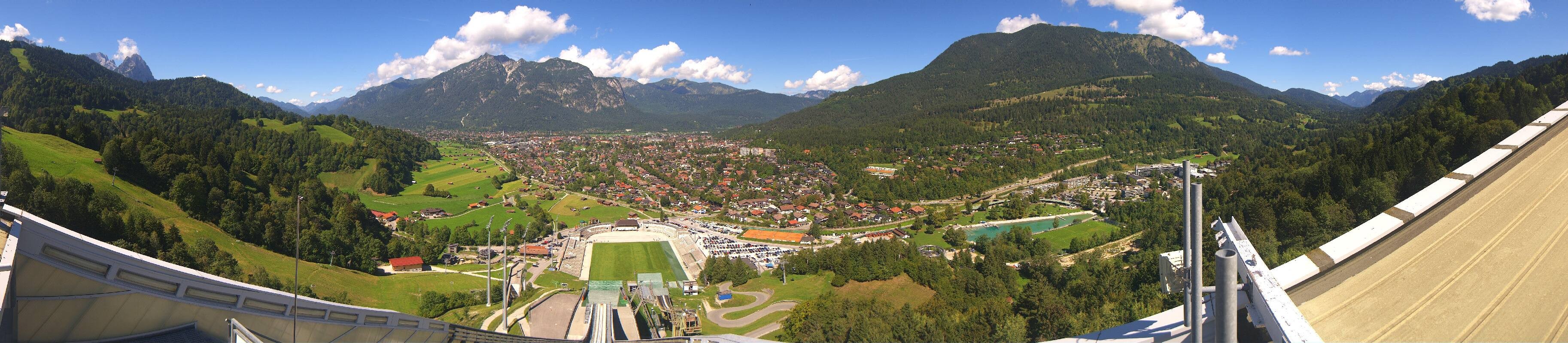 Archiv Foto Webcam Garmisch-Partenkirchen - Olympiaschanze
