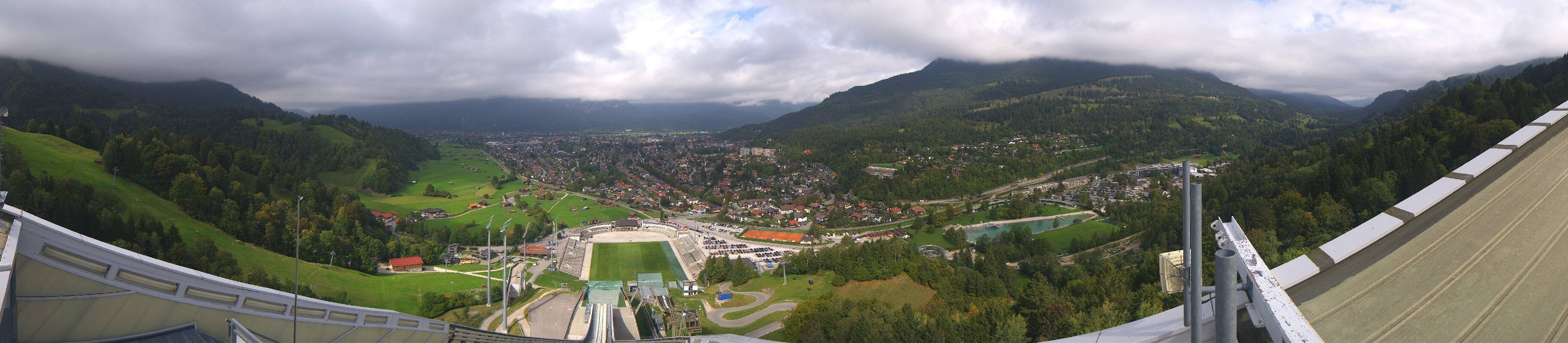 Archiv Foto Webcam Garmisch-Partenkirchen - Olympiaschanze