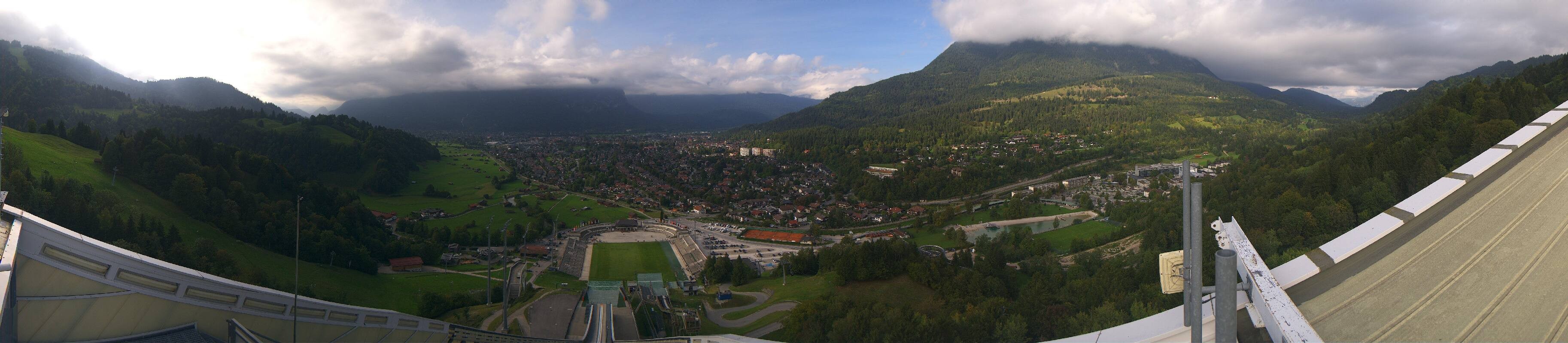 Archiv Foto Webcam Garmisch-Partenkirchen - Olympiaschanze