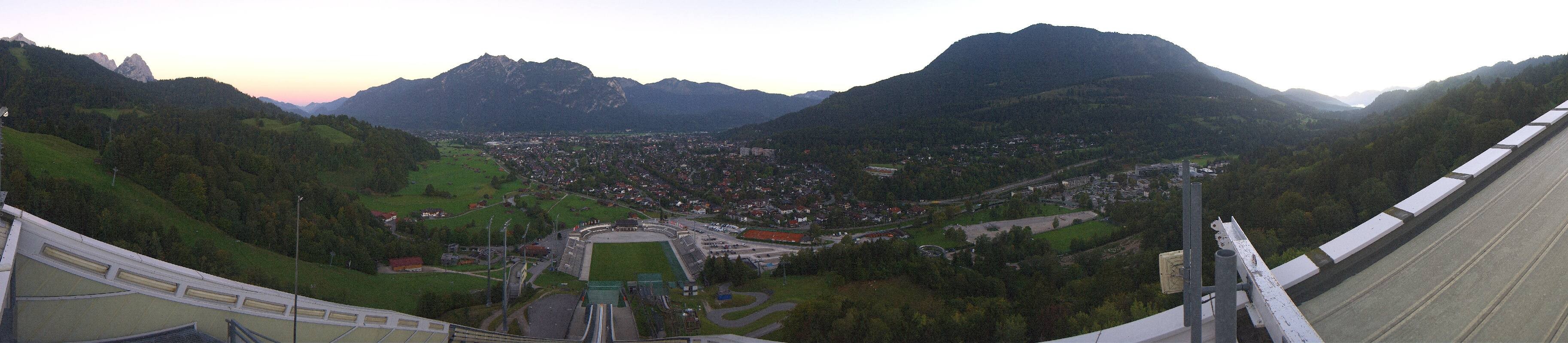 Archiv Foto Webcam Garmisch-Partenkirchen - Olympiaschanze