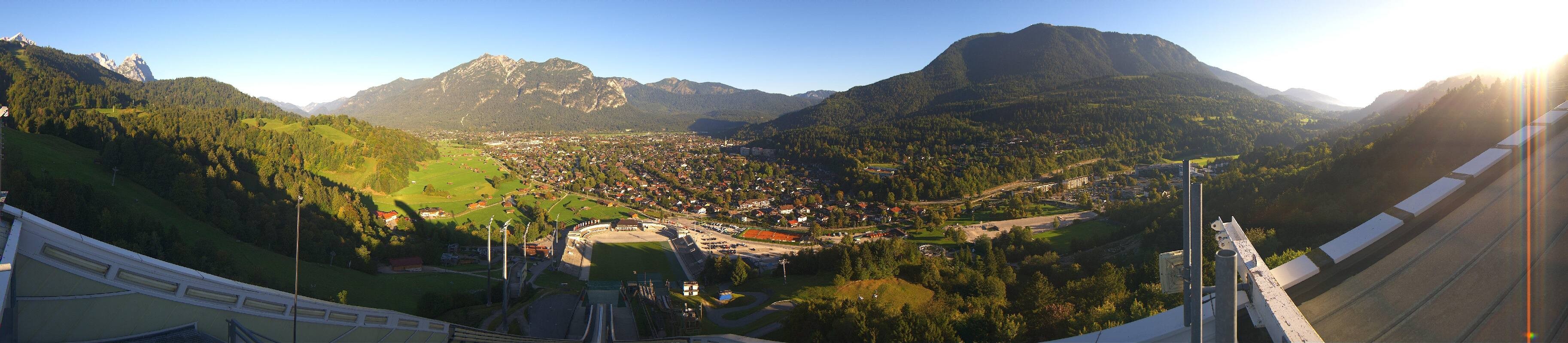 Archiv Foto Webcam Garmisch-Partenkirchen - Olympiaschanze