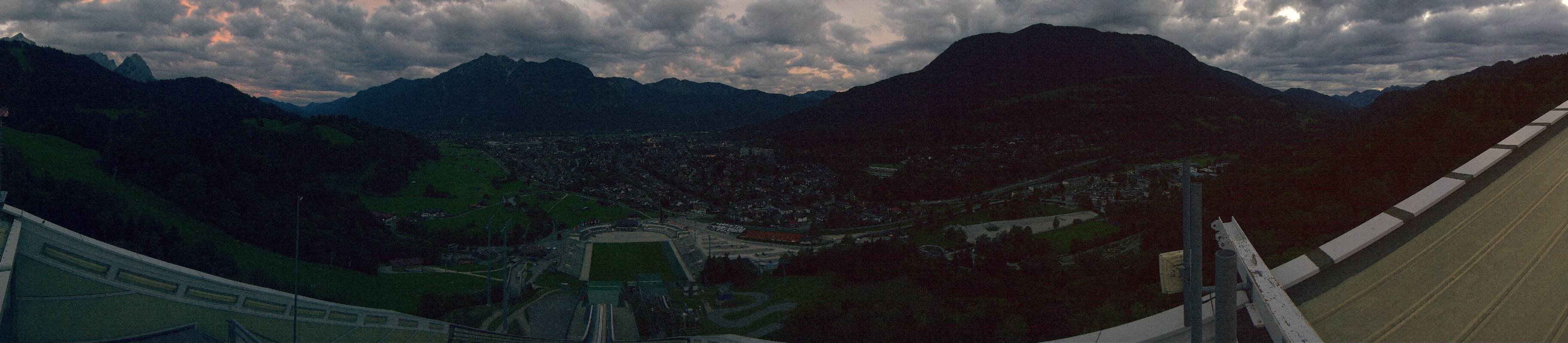 Archiv Foto Webcam Garmisch-Partenkirchen - Olympiaschanze