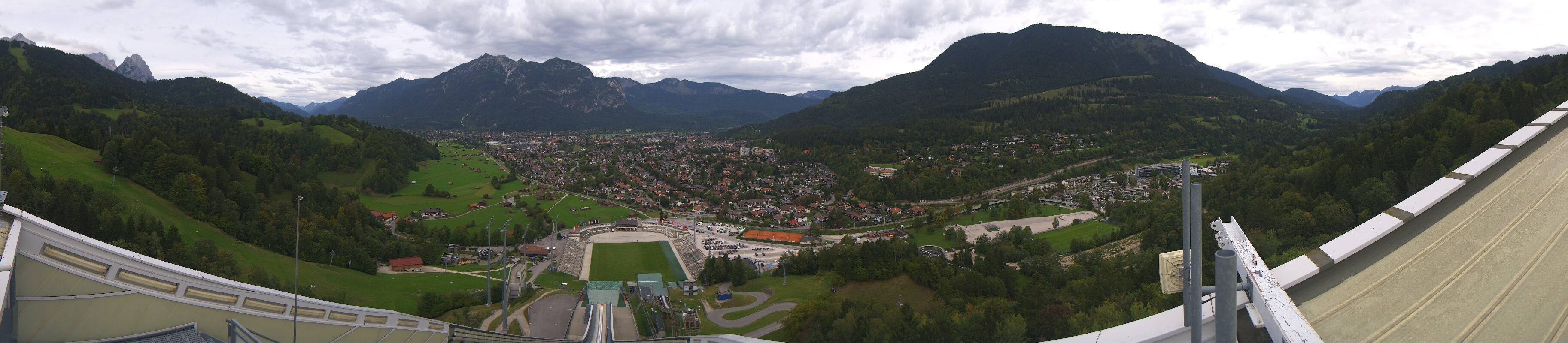 Archiv Foto Webcam Garmisch-Partenkirchen - Olympiaschanze