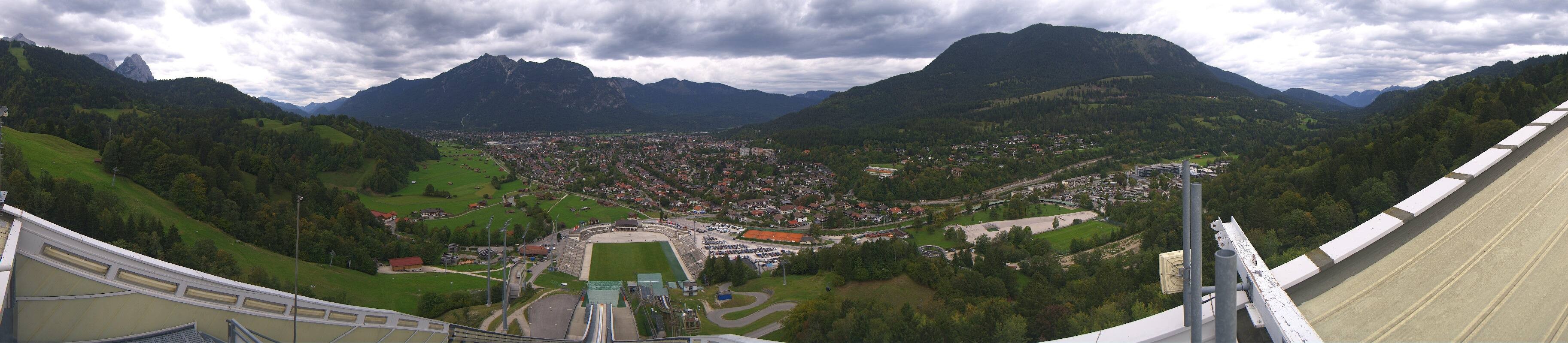 Archiv Foto Webcam Garmisch-Partenkirchen - Olympiaschanze